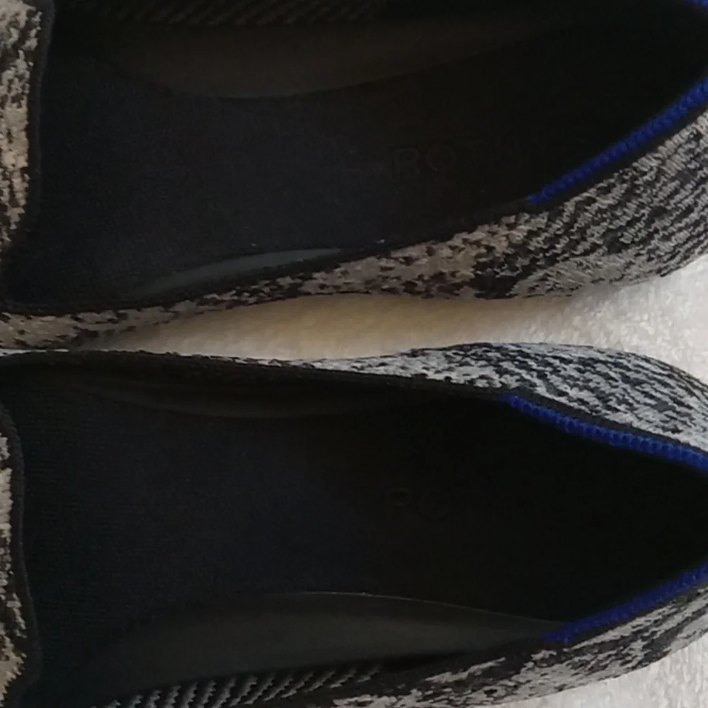 Snakeskin Python Patterned Rothys Size 10 1/2 Loafers With Round Toe - Picture 2 of 10